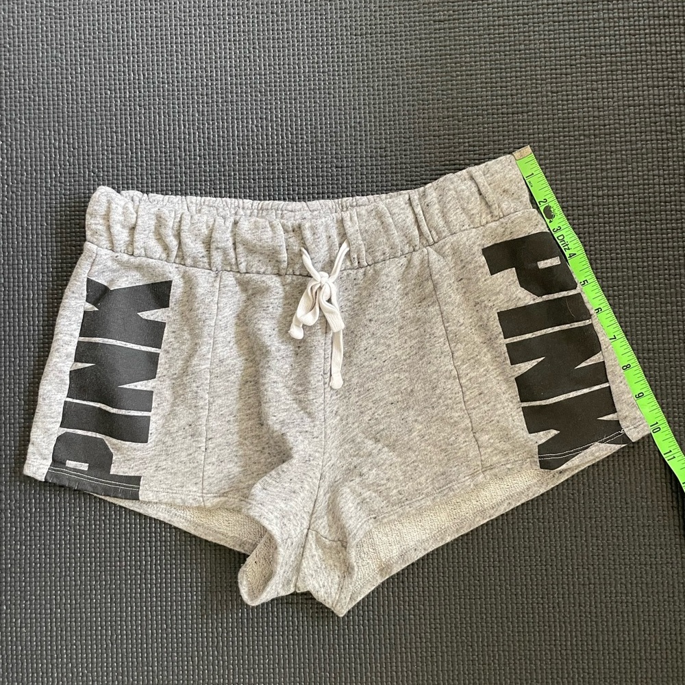 Victoria Secret PINK Sweat-Shorts - Size S